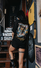 Load image into Gallery viewer, The Final Round Tshirt